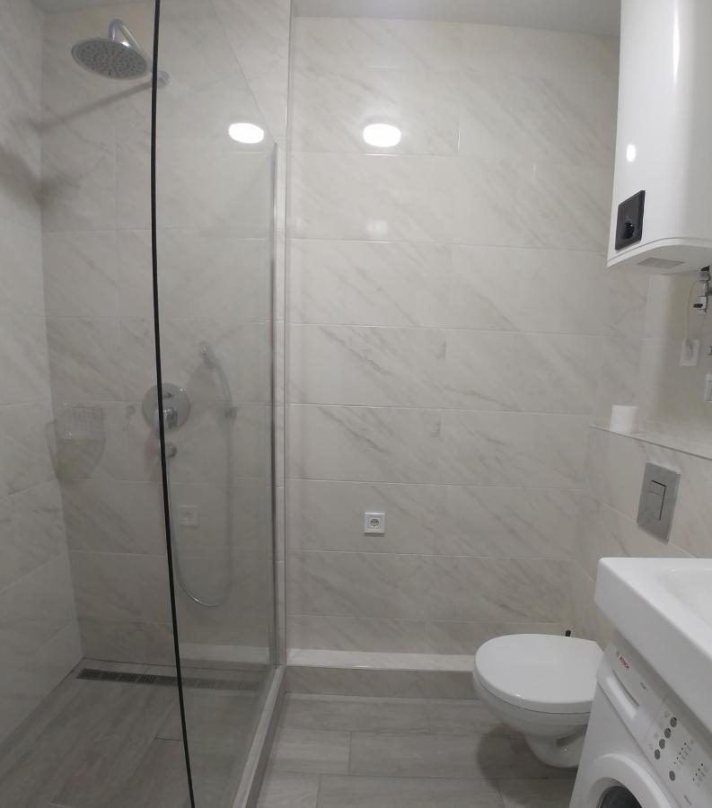 Calm Harbour Sea View Apartment Oldenburg Bagian luar foto
